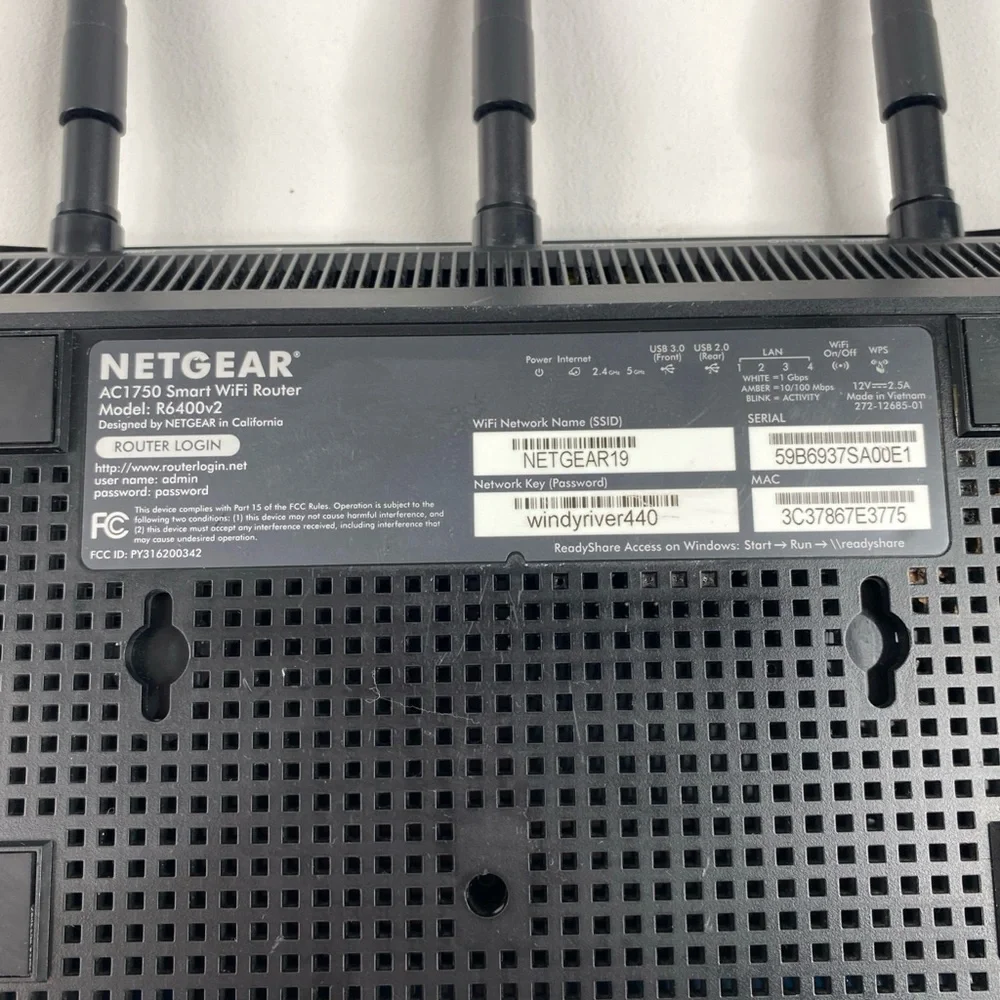 Netgear R6400v2 AC1750 Smart WiFi Router R6400 v2 - Picture 10 of 11
